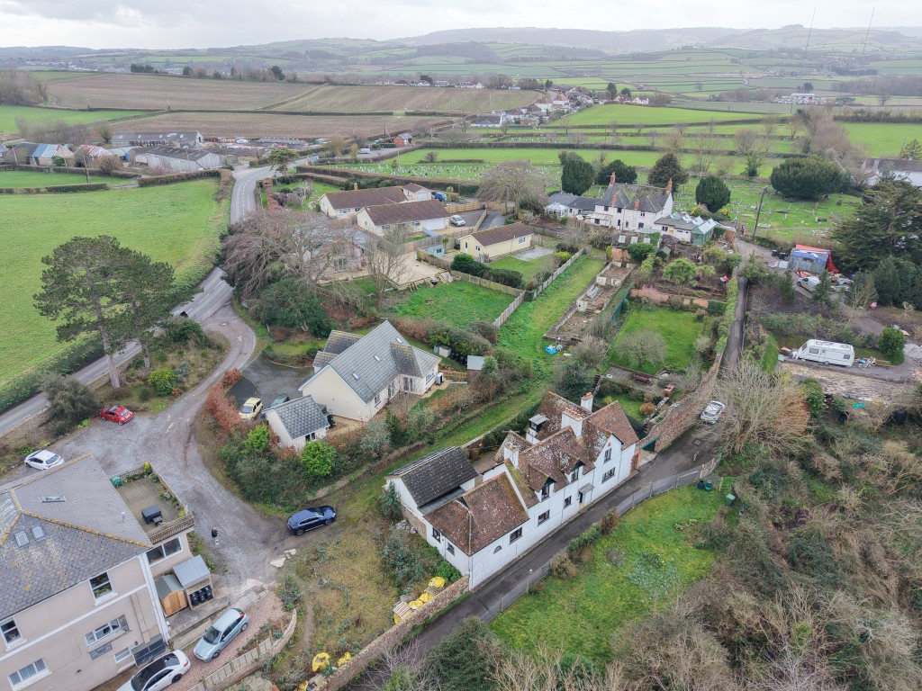 Lot: 8 - COASTAL LAND WITH PLANNING FOR THREE-BEDROOM BUNGALOW - Birds-eye-view of site